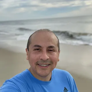 Alberto F.