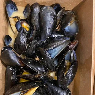 Garlic mussels