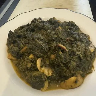 Mushroom saag