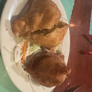 2 Pieces Vegetable Samosa