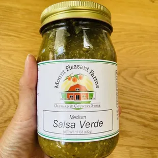 Medium salsa verde