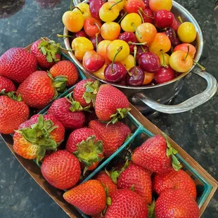 Farmer that I got the Cherries from ripped me off. Paid $20 for 3lb of Cherries!! I can only assume they thought I gave them a $10 bill.