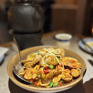 Clams and intestine