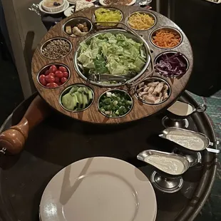 Table side salad