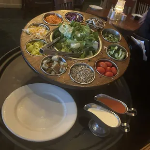 Table side salad