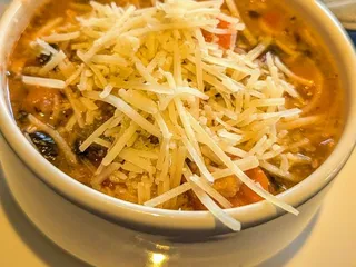 McGraw's Steak Chop & Fish House