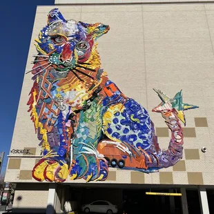 Incredible huge mural of a mountain lion, made of recycled trash!