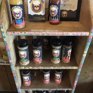 Hot sauce (none on table?)