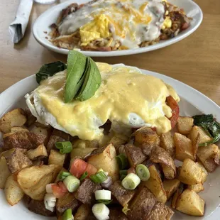 Eggs Benedict and time skillet