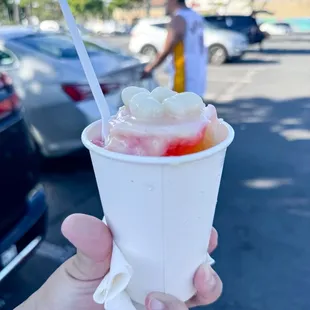 Keiki size - haupia, pineapple, and lihing flavor with mochi and snowcap