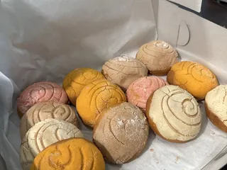 Emmanuel's Pizza and Bakery