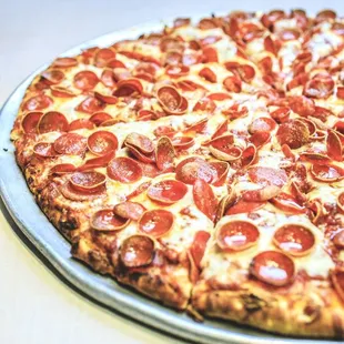 Pepperoni Pizza (Mountain Size).