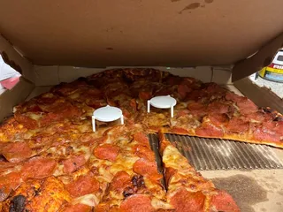 Round Table Pizza