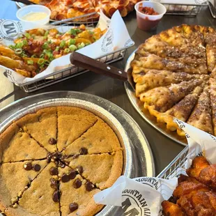 food, pizza