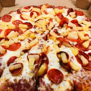 Pepperoni and pineapple, So good !!!!!