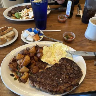 Ny Steak and Eggs