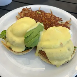Crab Cakes Benedict