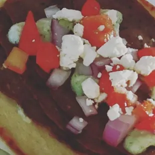 Humboldt Gyro
Sliced Lamb, topped with cucumber tatziki, fresh tomato and onion complemented with feta crumble! Mmhmm