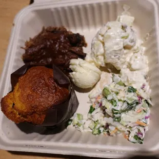 Rope Solo w/ brisket. Largest portion was cornbread which was unfortunately disappointing