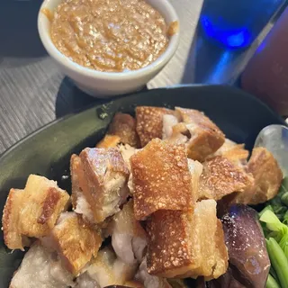 Lechon kare-kare