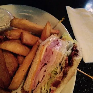 The club sandwich is very good