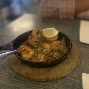Iron Skillet Garlic prawns
