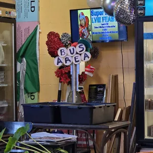 Bus area for your dirty dishes