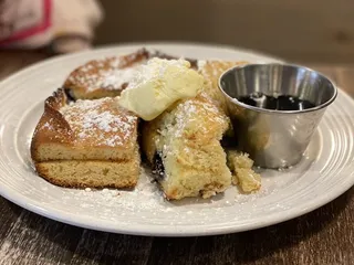 Garden Table - Broad Ripple