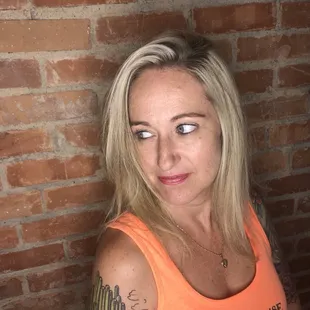 Awesome beautiful and professional experience! I love the fact that they recycle everything! Even your cut hair. Products are exceptional.