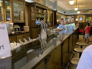 Gesserts Ice Cream and Confectionery