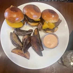 Short rib bourbon sliders