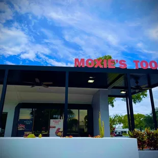 Welcome to Moxies Too!