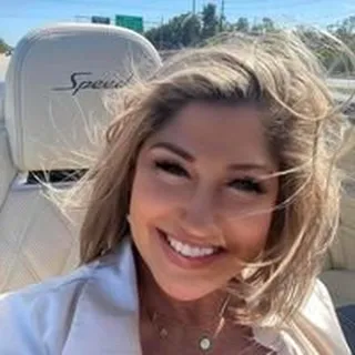 Caroline S.