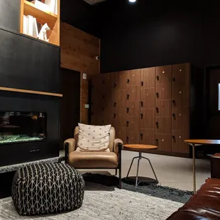 Not sure what those lockers are all about.