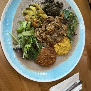 Veggie Sampler and Siga Tibs