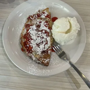 German pancake  (1/2) with ice cream!