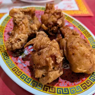 The Brandy Chicken Wing appetizer.  There were six  pieces and it was perfectly cooked and super crunchy.