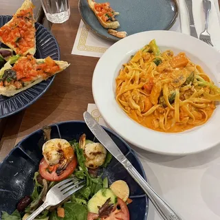 Grilled Prawns Salad