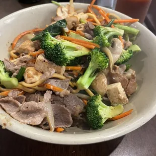 Look! I'm healthy. You only get 2 bowls so don't blow it. The blow out will come a few hours later lol