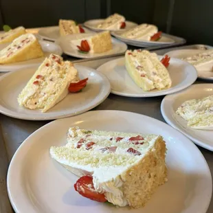 Strawberry shortcake cake