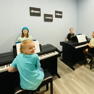 We love group piano!