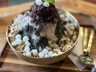 Soricha Tea & Theater