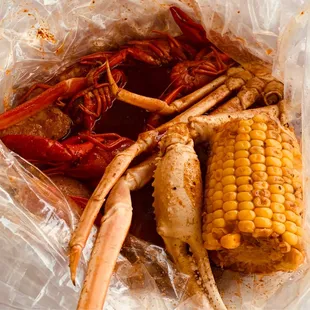 1lb crawfish, 1/2lb snow crab, 1/2lb sausage, cajun medium
