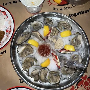 Steamed /raw oysters with the family
