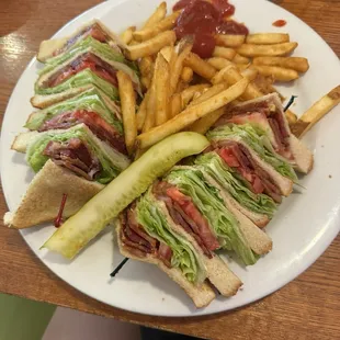 BLT Club Sandwich