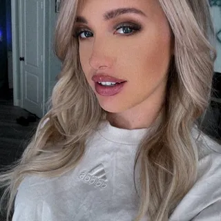 Viktorya H.