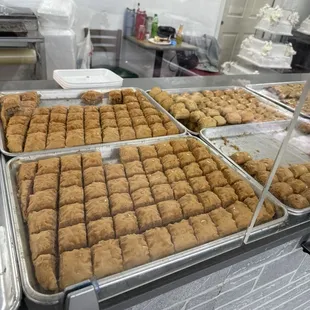 Fingers Baklava (Cashew), Birds Nest (Cashew), Walnut Baklava