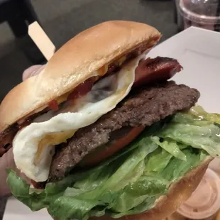 Mr. Big Burger w/ no cheese &amp; no onion (5 Star it was delicious)