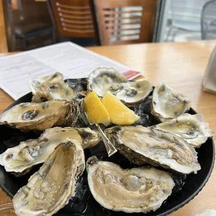 Buck-a-shuck oyster fest on Saturdays til 4:30