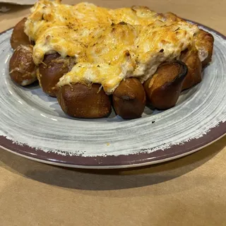 Jumbo Crab Pretzel